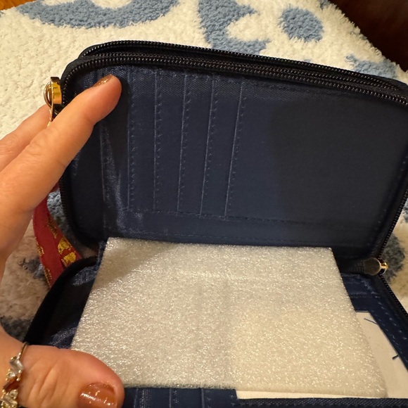 Pineapple zippered wallet - Picture 4 of 7